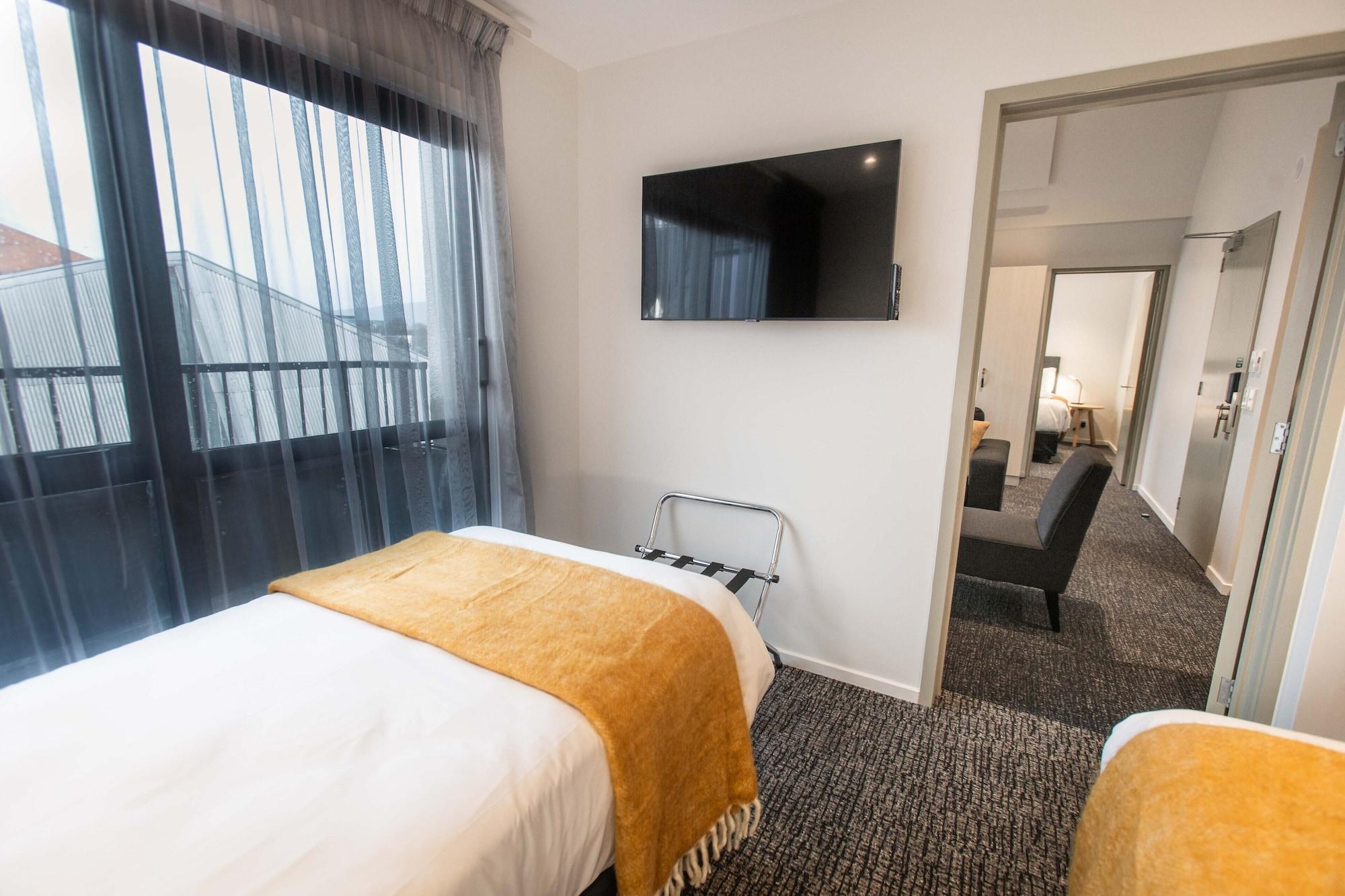 Hotel Give Christchurch Bagian luar foto